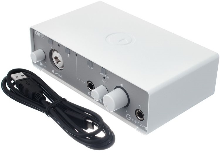 Steinberg - IXO12 (белый) - Звуковые карты (Wikisound)