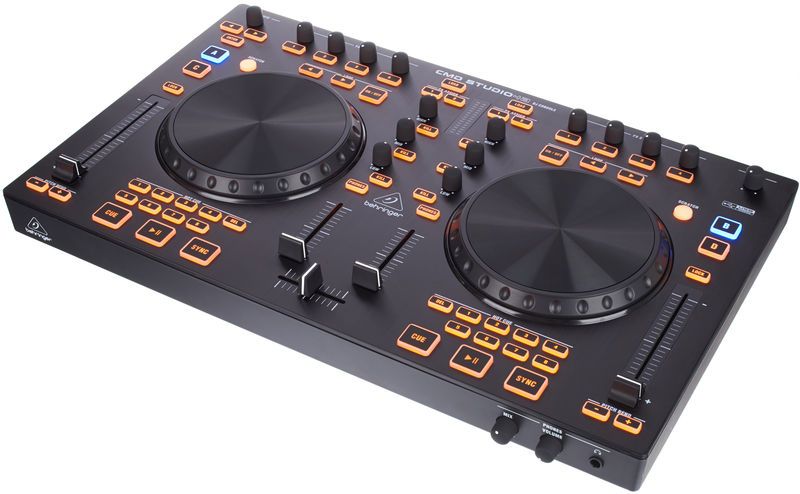 behringer cmd studio 4a traktor