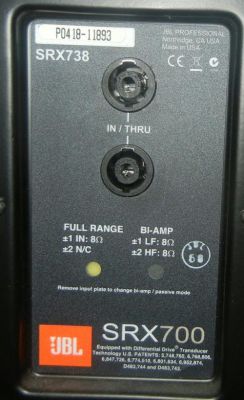 JBL - SRX738