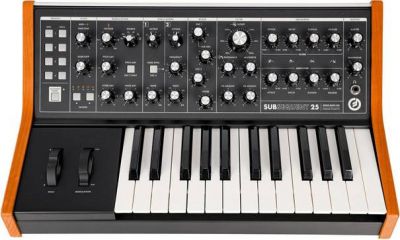 Moog - Subsequent 25
