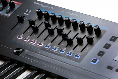 Kurzweil - K2700