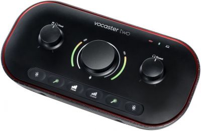 Focusrite - Vocaster Two Studio Podcast Set