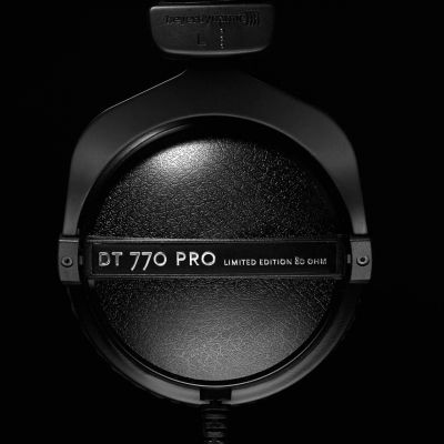 Beyerdynamic - DT 770 PRO (80 Ом) (черные)